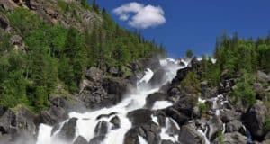 Маршрут на водоскат Учар закрыт из-за сложной паводковой обстановки