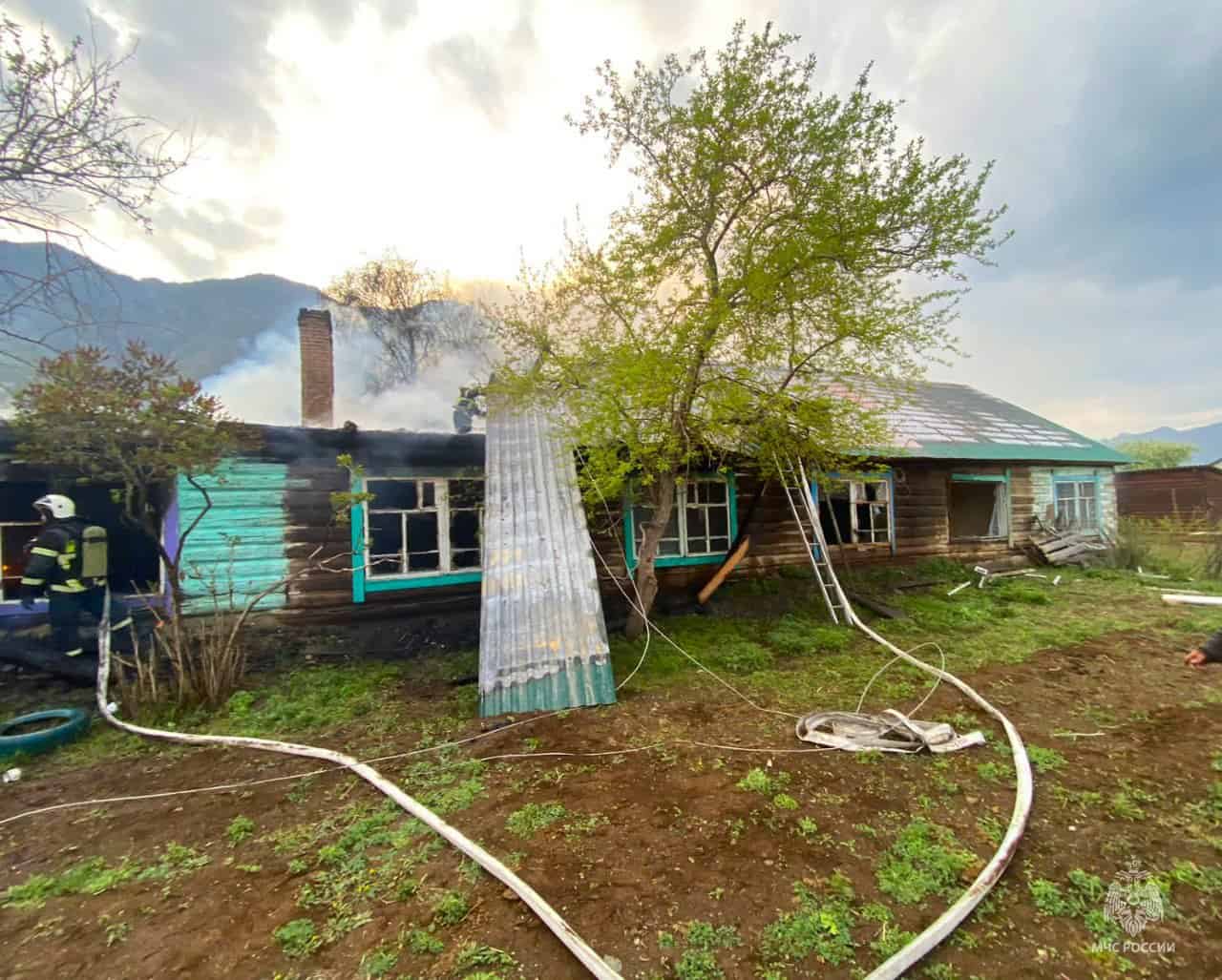 В Ине из-за короткого замыкания загорелся жилой дом 