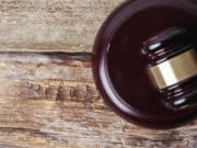 Экс-директор управления имуществом казны региона обвиняется в растрате