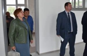 В Кызыл-Озеке готовятся к открытию отремонтированная школа и новый детский сад