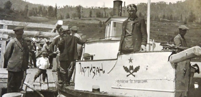 110 лет назад на Телецком озере был спущен на воду первый и единственный пароход