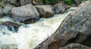 В результате таяния белков в реках республики поднимается вода