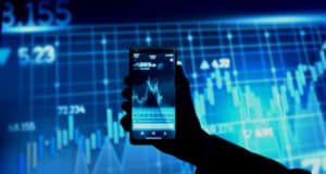 Россияне теряют интерес к криптовалютам: в 2023 году трафик на криптокошельки упал на 35%