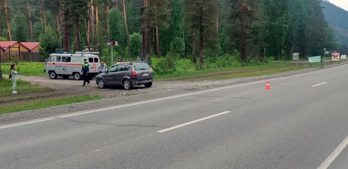 Водитель из Алтайского края отправил в больницу байкера из Москвы