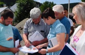 В Горно-Алтайске проверили ход работ на важных объектах