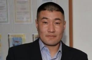 Единоросс Аткыр Карманов получил 90% голосов на выборах главы Яконура