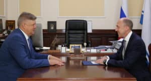 Крупные стройки и инвестпроекты: Олег Хорохордин встретился с Анатолием Серышевым