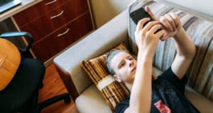 15-летний подросток перевел мошенникам все бабушкины накопления 15-летний подросток перевел мошенникам все бабушкины накопления