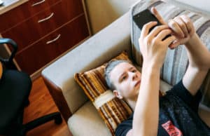 15-летний подросток перевел мошенникам все бабушкины накопления