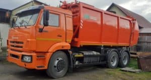 В Усть-Канском и Турочакском районах появились новые мусоровозы