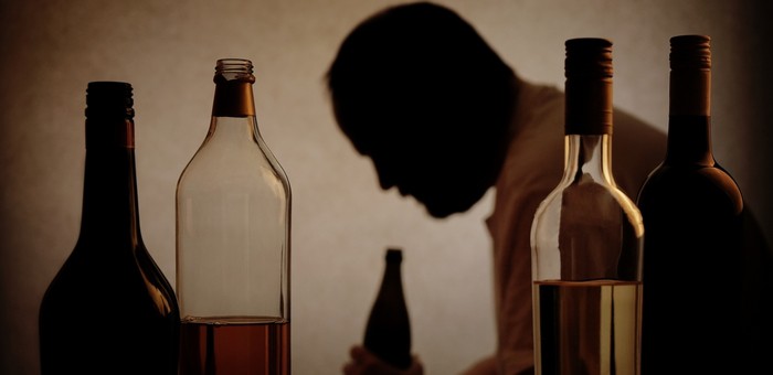 На Алтае зарегистрированы десятки пожилых людей с алкоголизмом