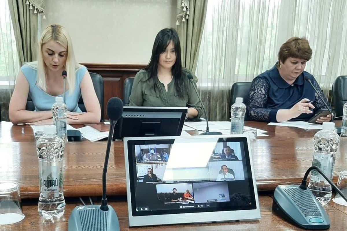 Штаб по капремонту школ состоялся в Республике Алтай