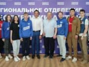 Герой России Владимир Шаманов в Горно-Алтайске встретился с волонтёрами и вручил награды родителям погибших бойцов СВО Герой России Владимир Шаманов в Горно-Алтайске встретился с волонтерами и вручил награды родителям погибших бойцов СВО