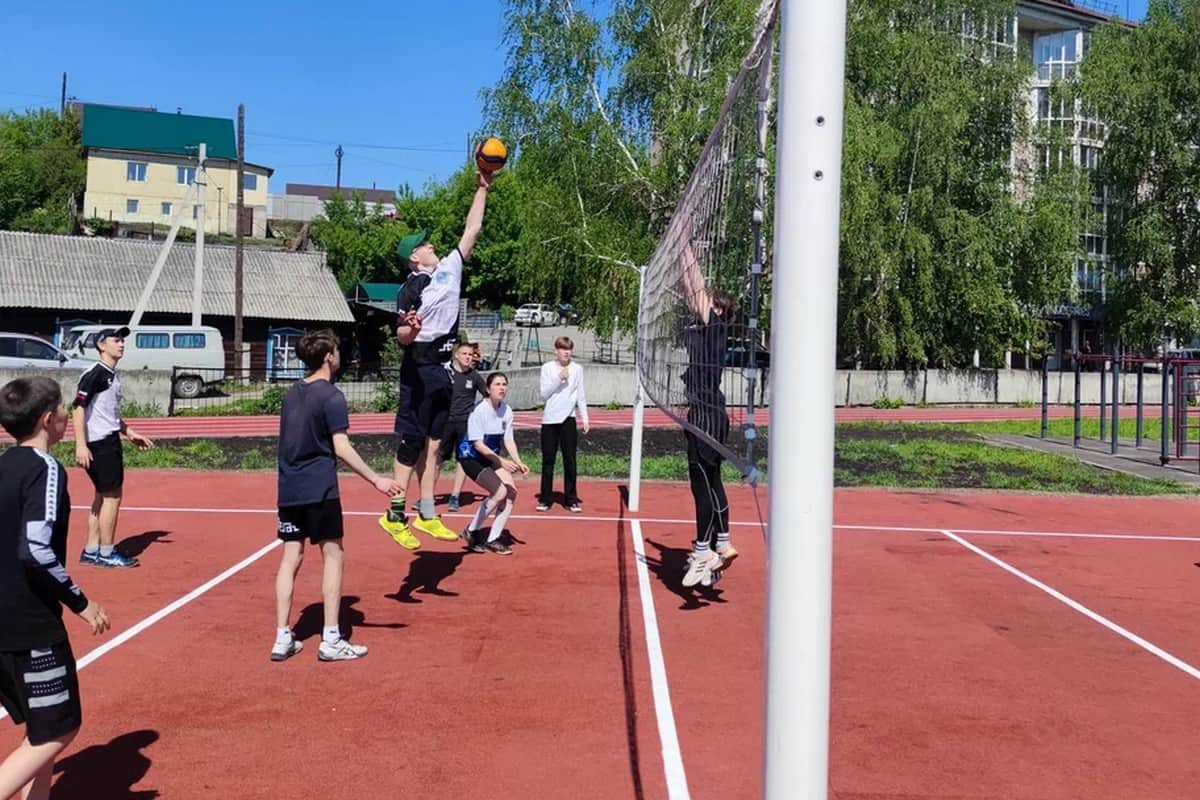 «Умная» спортивная площадка открылась в Горно-Алтайске 