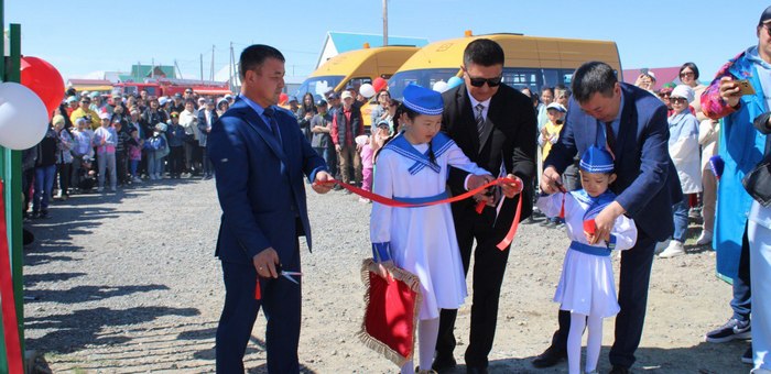В Кош-Агаче открыли «Каменистый пляж»