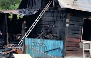 В Иогаче соседи спасли мужчину, который едва не погиб на пожаре В Иогаче соседи спасли мужчину, который едва не погиб на пожаре