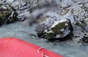 На Алтае погиб турист из Новосибирска: он оступился и упал с высоты на камни На Алтае погиб турист из Новосибирска: оступился и упал с высоты на камни