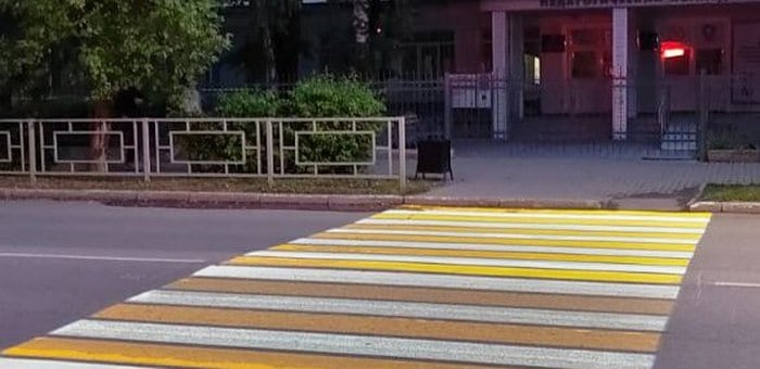 Первая проекционная «зебра» заработала в Горно-Алтайске