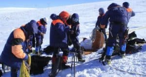 В районе ущелья Актру заработал сезонный спасательный пост