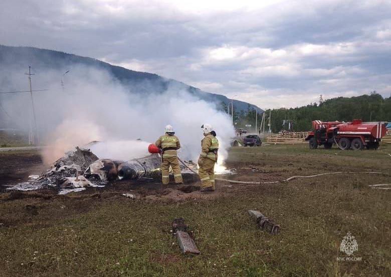На борту рухнувшего в Тюнгуре Ми-8 находилось 16 человек 
