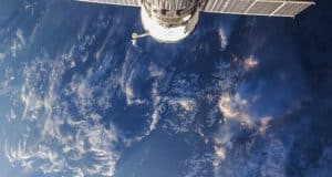 Летчик-космонавт показал, как выглядят алтайские горы на закате из космоса