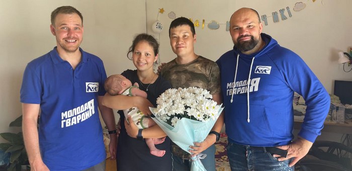 Председатель МГЕР Антон Демидов на Алтае встретился с семьей участника СВО
