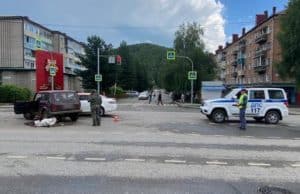 В ДТП на главном проспекте Горно-Алтайска пострадали четыре человека В ДТП на главном проспекте Горно-Алтайска пострадали четыре человека