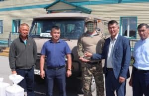 Из Кош-Агачского района в зону спецоперации направят высокопроходимый автомобиль Из Кош-Агачского района в зону СВО направят высокопроходимый автомобиль