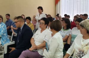 Глава Минздрава встретился с коллективом ресбольницы: поговорили о зарплатах и дефиците кадров Глава Минздрава встретился с коллективом ресбольницы: поговорили о зарплатах и дефиците кадров