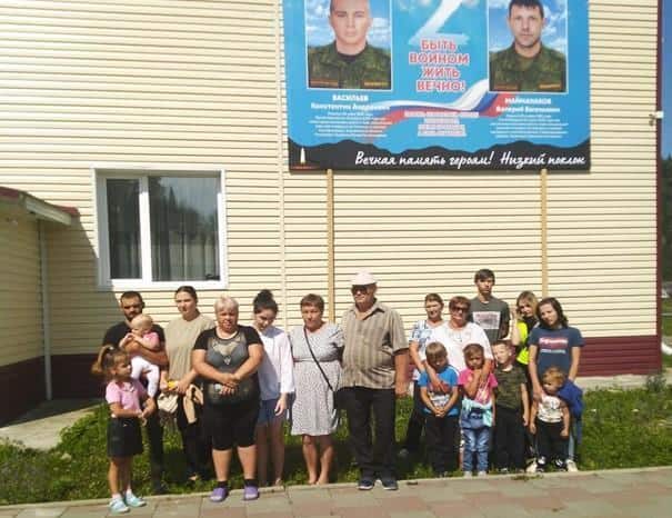 В Каракокше увековечили память земляков, погибших на СВО