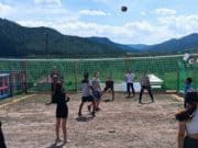 Детскую спортивную площадку открыли в Верх-Муте