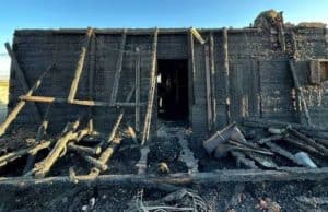 После гибели женщин на пожаре в Кош-Агаче возбуждено уголовное дело После смертельного пожара в Кош-Агаче возбуждено уголовное дело