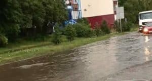 «Суровый Иван Купала»: Последствия сильного ливня устраняют на Алтае