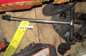 В Усть-Кане гость убил хозяина аила детским самокатом В Усть-Кане гость убил хозяина аила детским самокатом