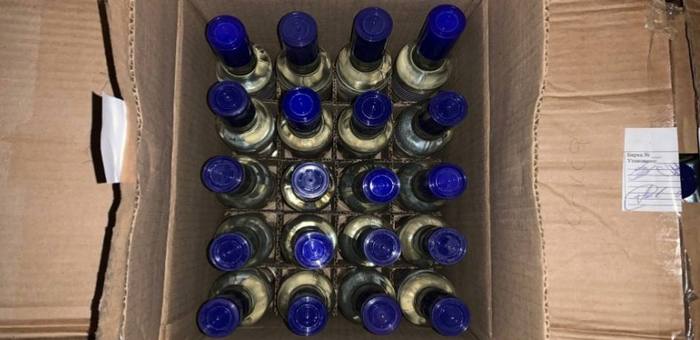 У бутлегера в Майме изъяли 2,3 тыс. бутылок алкоголя