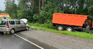 Водитель КАМАЗа разогнался и устроил ДТП на Чуйском тракте