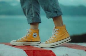 Где купить оригинальную одежду и обувь Converse