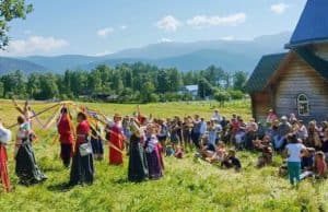 В Алтайском заповеднике отпразднуют «Яблочный Спас» В Алтайском заповеднике отпразднуют «Яблочный Спас»