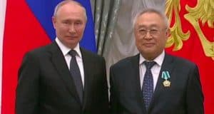 Бронтой Бедюров награжден Орденом Дружбы