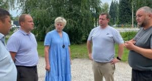 Ремонтные работы в Майминской ДШИ и на стадионе идут по графику