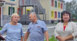 В Чемале проверили ход ежегодного ремонта детсада и благоустройства территории