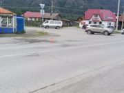 В Чемале «Тойота» сбила подростка на электросамокате В Чемале «Тойота» сбила подростка на электросамокате