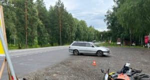 На Алтае мотоциклист из Барнаула нарушил ПДД и устроил аварию