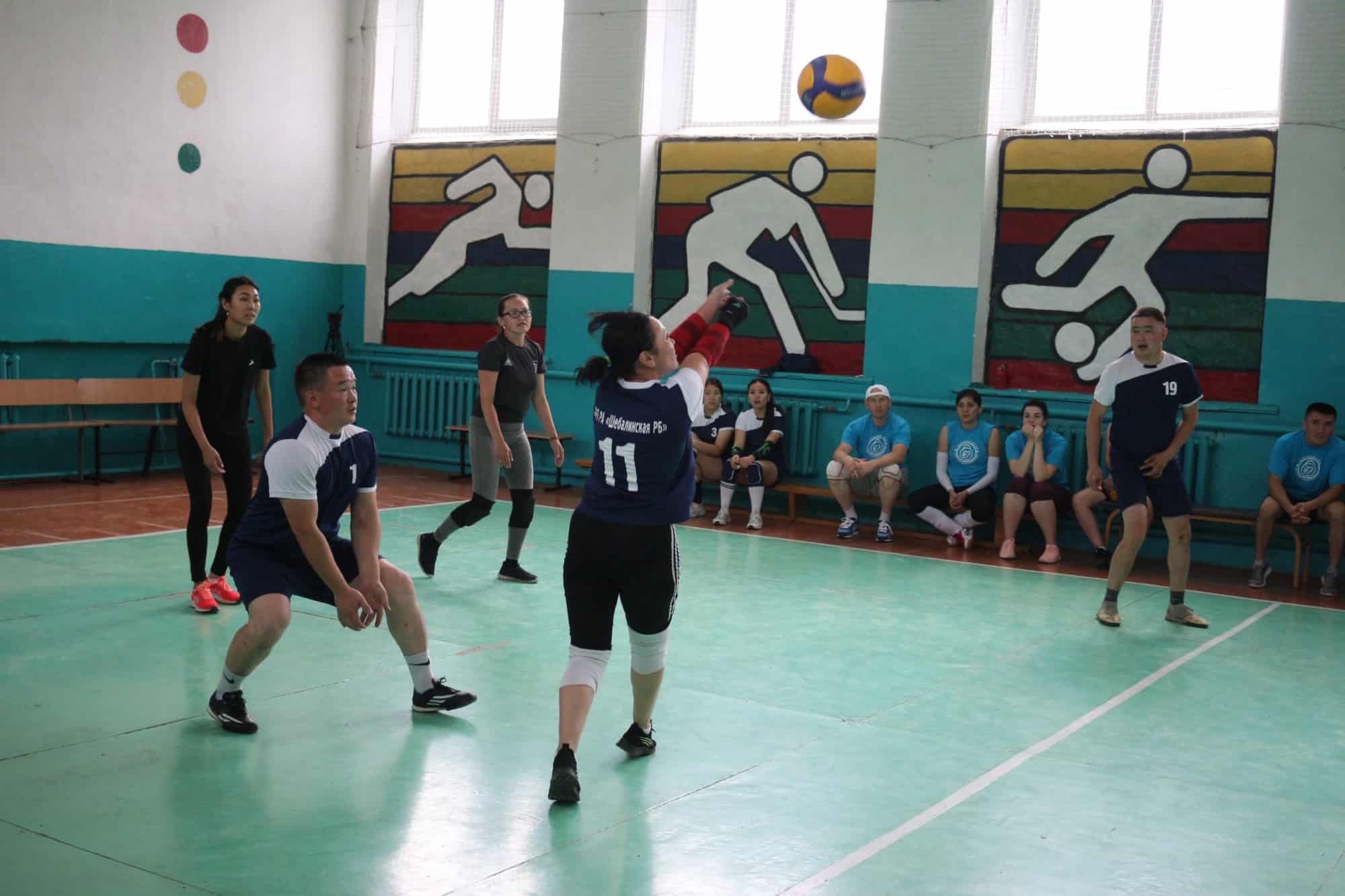 В Шебалино прошел турнир по волейболу памяти Ивана Музыкова 