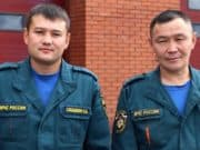 В Горно-Алтайске огнеборцы в свой выходной спасли двухэтажный дом от пожара В Горно-Алтайске огнеборцы в свой выходной спасли двухэтажный дом от пожара