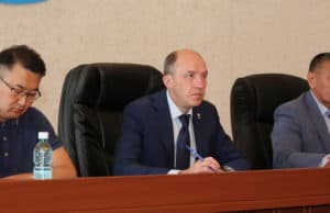 Глава республики встретился с жителями Онгудайского района Глава республики встретился с жителями Онгудайского района