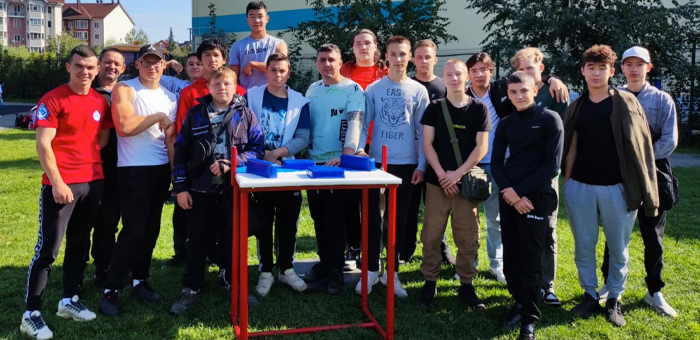 Соревнования по армрестлингу прошли в Горно-Алтайске в День города