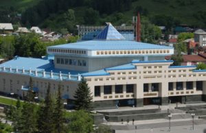 В театре пройдут показы спектаклей в рамках проекта «Эпическое наследие в современной культуре» В театре пройдут показы спектаклей в рамках проекта «Эпическое наследие в современной культуре»