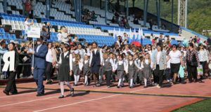 Первоклассники, первокурсники, спортсмены: как в Горно-Алтайске прошел Парад Первых