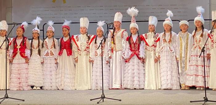 Хор Кош-Агачской школы завоевал гран-при Всероссийского фестиваля